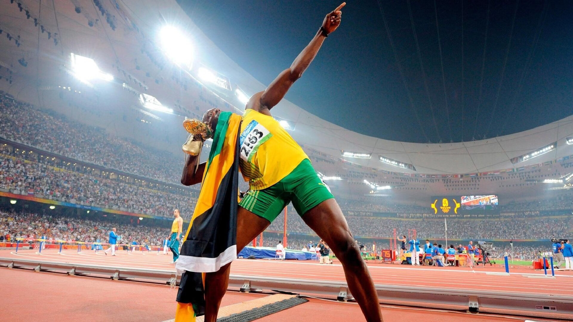 赛场媒体权利分配新规引行业讨论，赛事媒介是做什么的